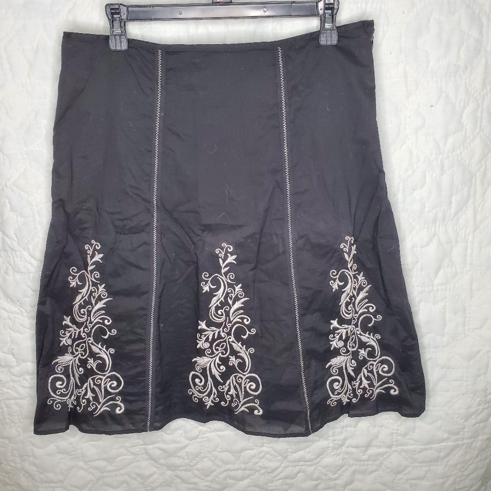 George Women's Skirt Black White Detail Side Zip